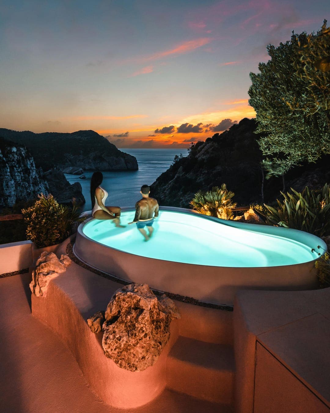Hotels & Stays